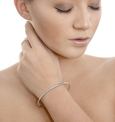 18ct White Gold 1.00ctw Diamond Bangle