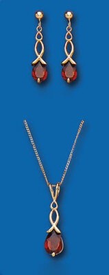 Yellow Gold Garnet Teardrop Pendant Necklace & Matching Earrings Set