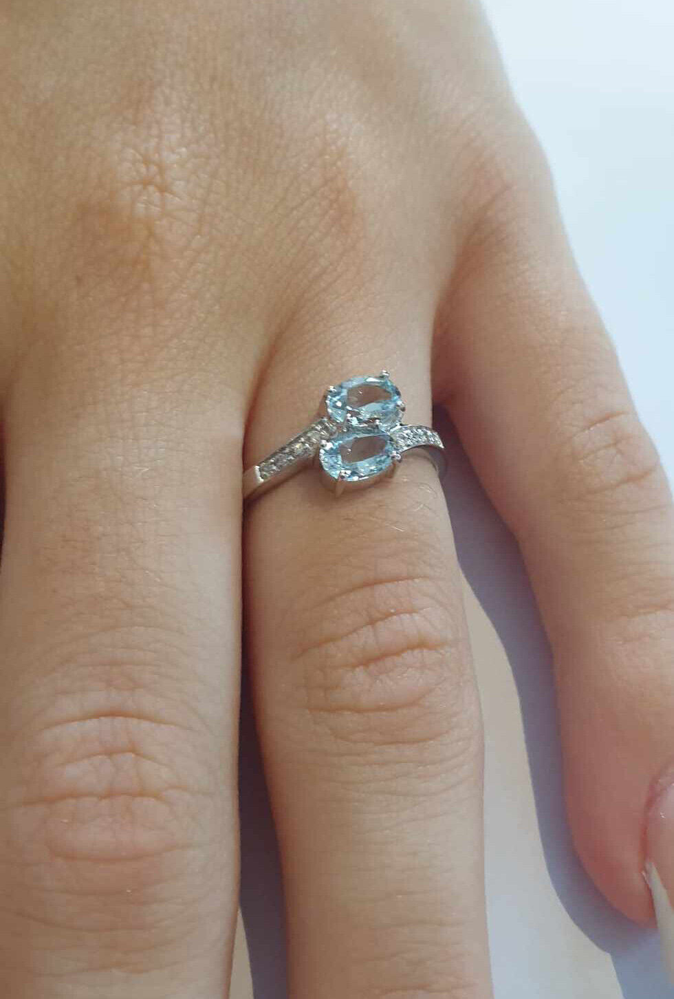 Real Aquamarine and Diamond Crossover Ring 9ct White Gold Size J - Q