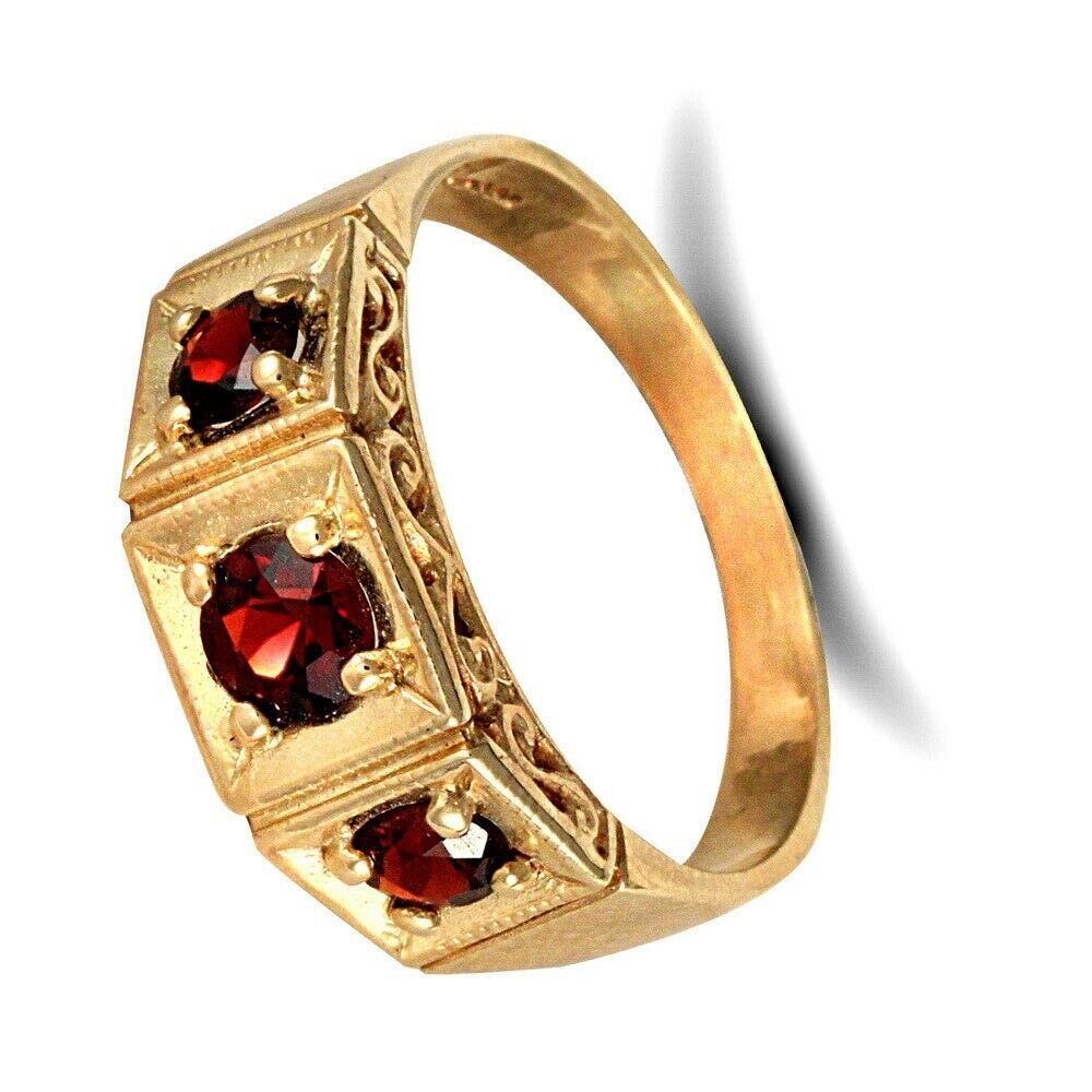 9ct Yellow Gold Gents Garnet Ring Hand Crafter Three Stone Trilogy Hallmarked