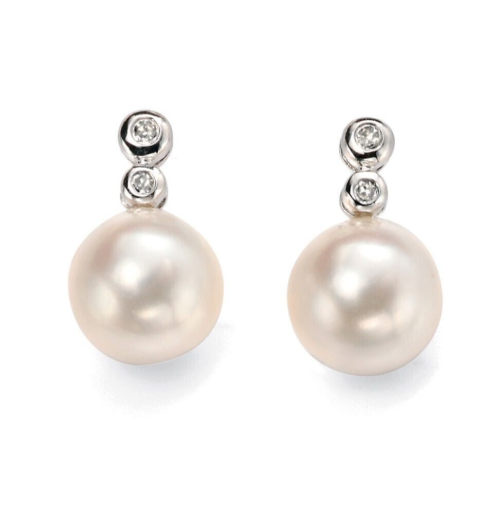 Freshwater Pearl and Diamond Pendant and Earrings White Gold 16 18 or 20" Chain