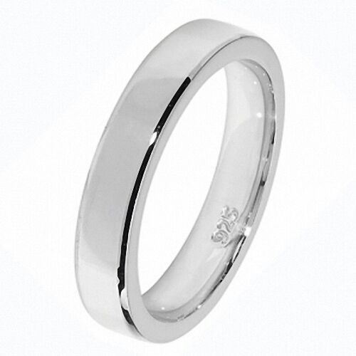 J R Jewellery classic polished sterling silver wedding band with smooth finish and 925 stamp inside