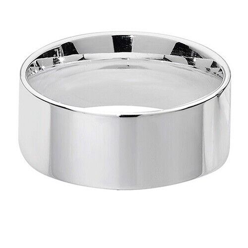 J R Jewellery sterling silver wedding ring with a smooth polished finish and classic design
