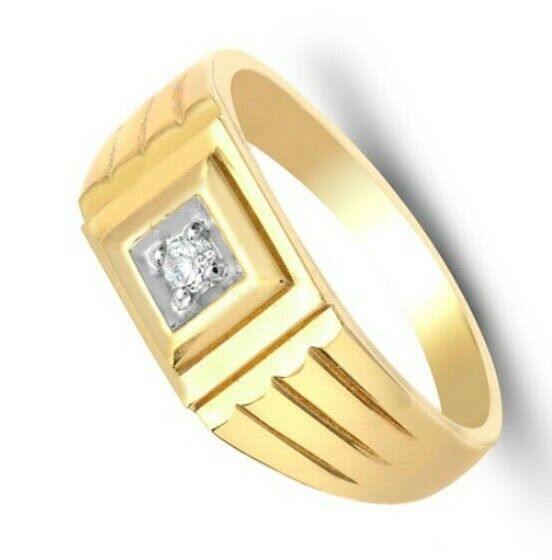 9ct gold gents signet ring with diamond centre and engraved detailing by J R Jewellery