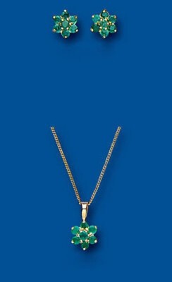 Natural Emerald Jewellery Set Yellow Gold Pendant Necklace & Stud Earrings