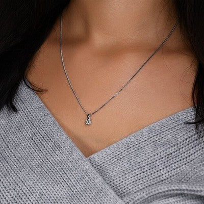 Stunning 0.25ct Princess Cut Diamond Solitaire Pendant Necklace 18ct White Gold