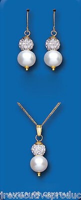 Elegant Pearl & Crystal Jewelry Set Yellow Gold Necklace & Matching Drop Earring