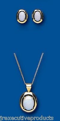Gold Opal Pendant & Earring Set Solid Hallmarked Yellow Gold Stud Earrings