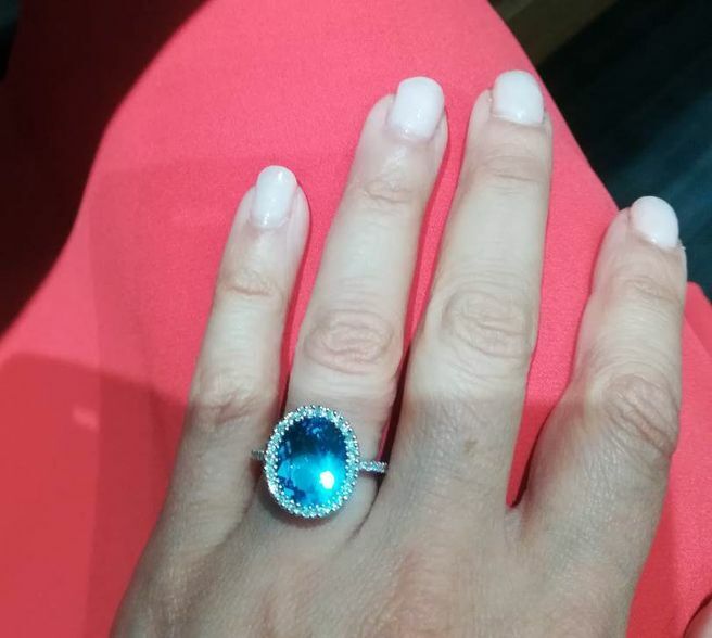 9ct White Gold 0.24ct Diamond & 5.18ct Blue Topaz Ring Cocktail Statement