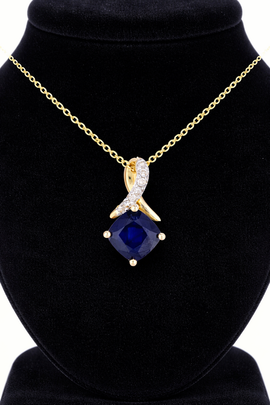 Sapphire Cushion Pendant Diamond Kiss Solid Yellow Gold 18" 46cm Chain