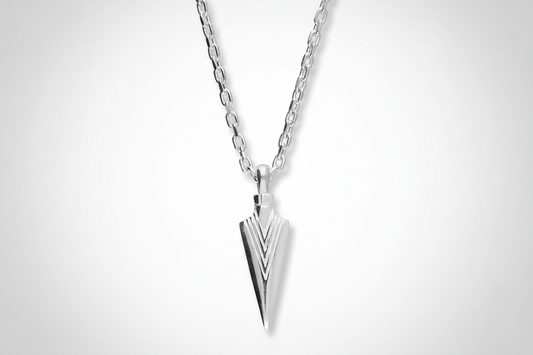 Arrow Head Tip Necklace with 50cm Belcher Chain 925 Sterling Silver 925 hallmark