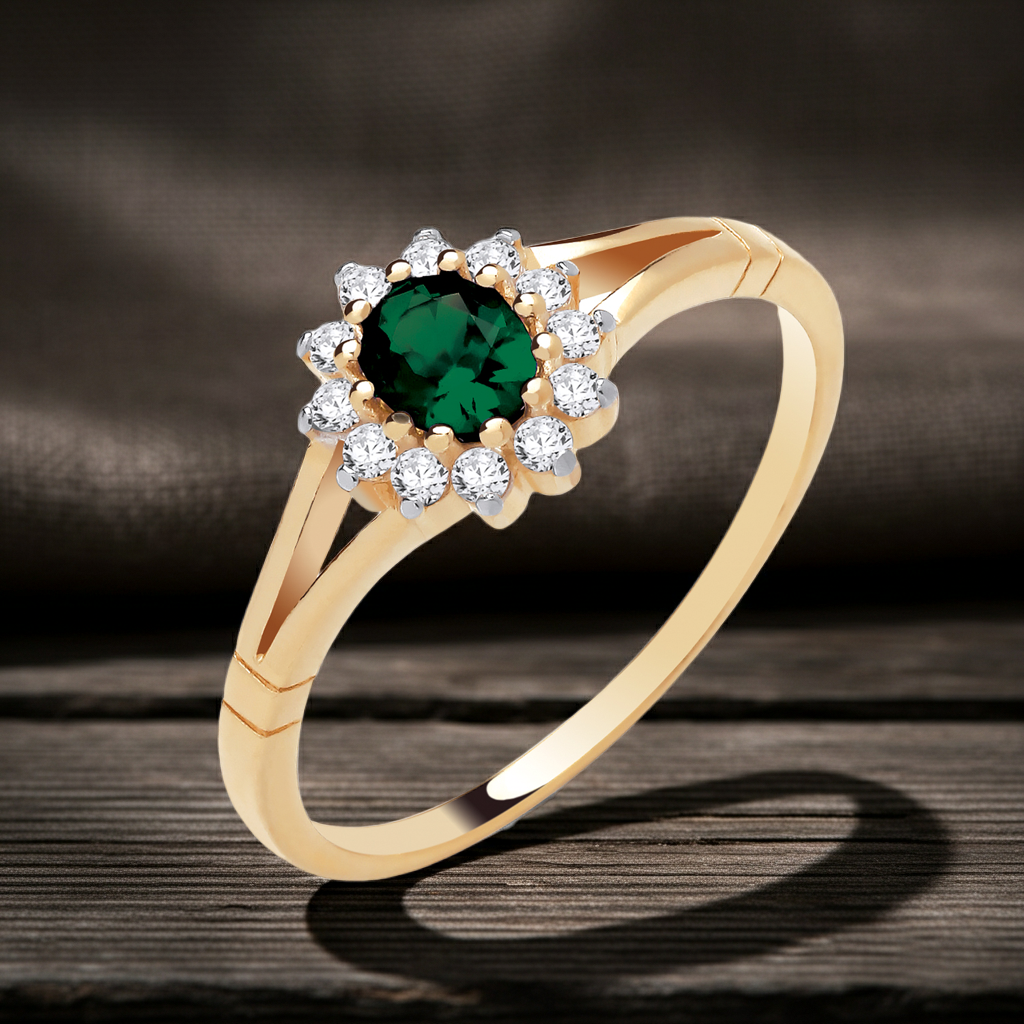 18ct Gold Emerald Cluster Ring on Solid Sterling Silver  925 Hallmark