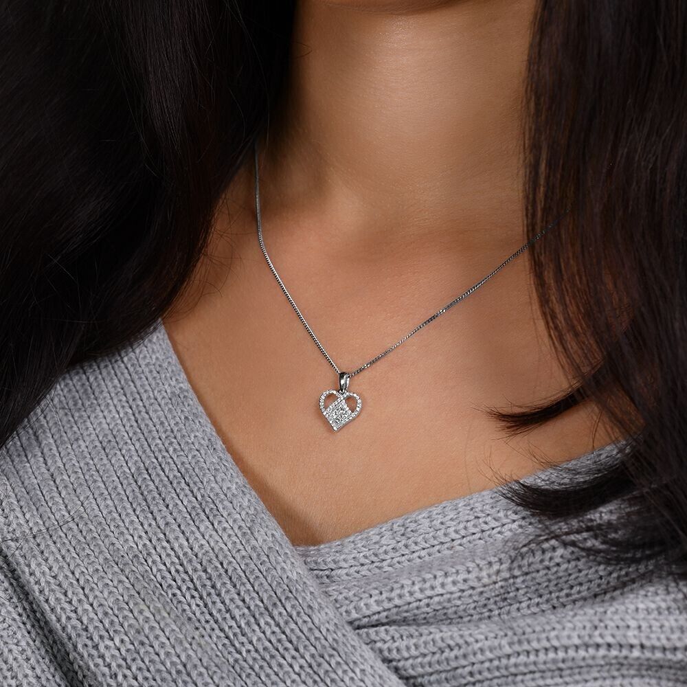 9ct White Gold 0.33ctw Heart Diamond Pendant