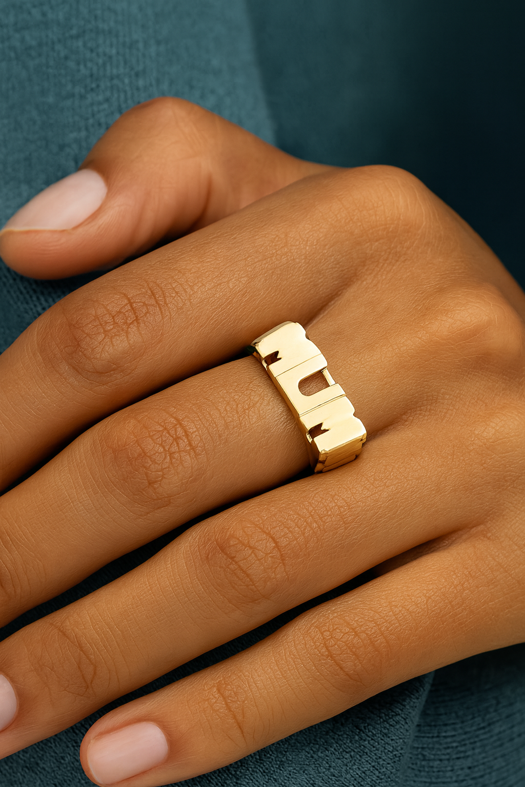 18ct Gold MUM Ring on Sterling Silver Size K - V 925 Hallmark British Made