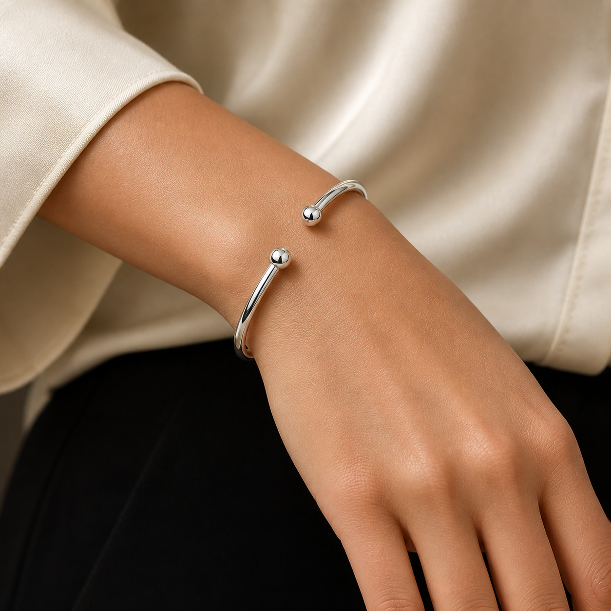 Ladies Sterling Silver Torque Bangle 925 Hallmark Cuff Bracelet