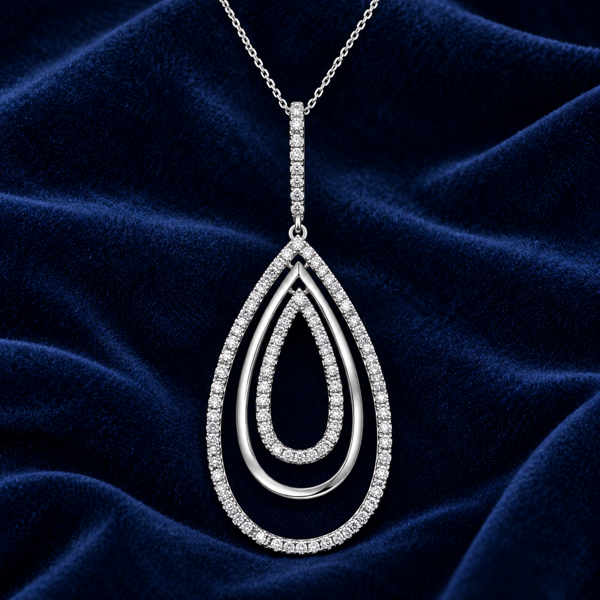 Elegant Diamond Teardrop Pendant Necklace 18ct White Gold Statement Jewellery