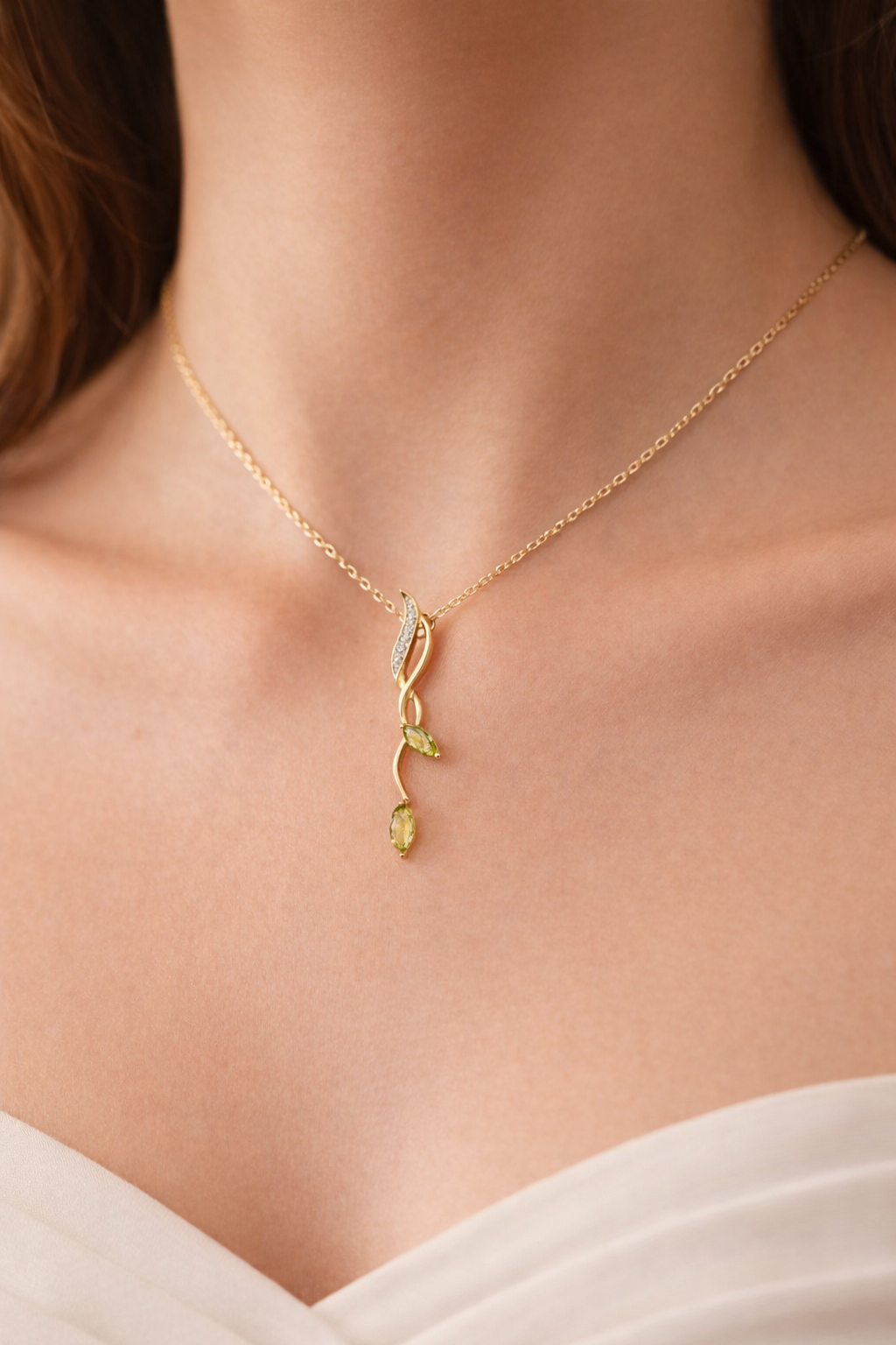 9ct Yellow Gold Citrine Necklace With Diamonds 18" 46cm Length Chain