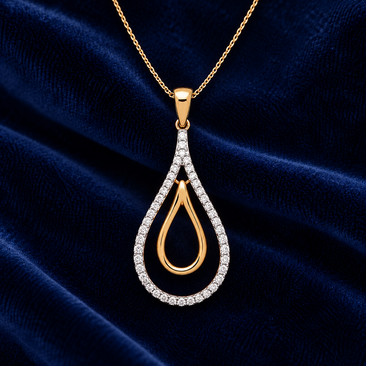 Real Dimond Teardrop Pendant 9ct Yellow Gold 18" / 45cm Chain
