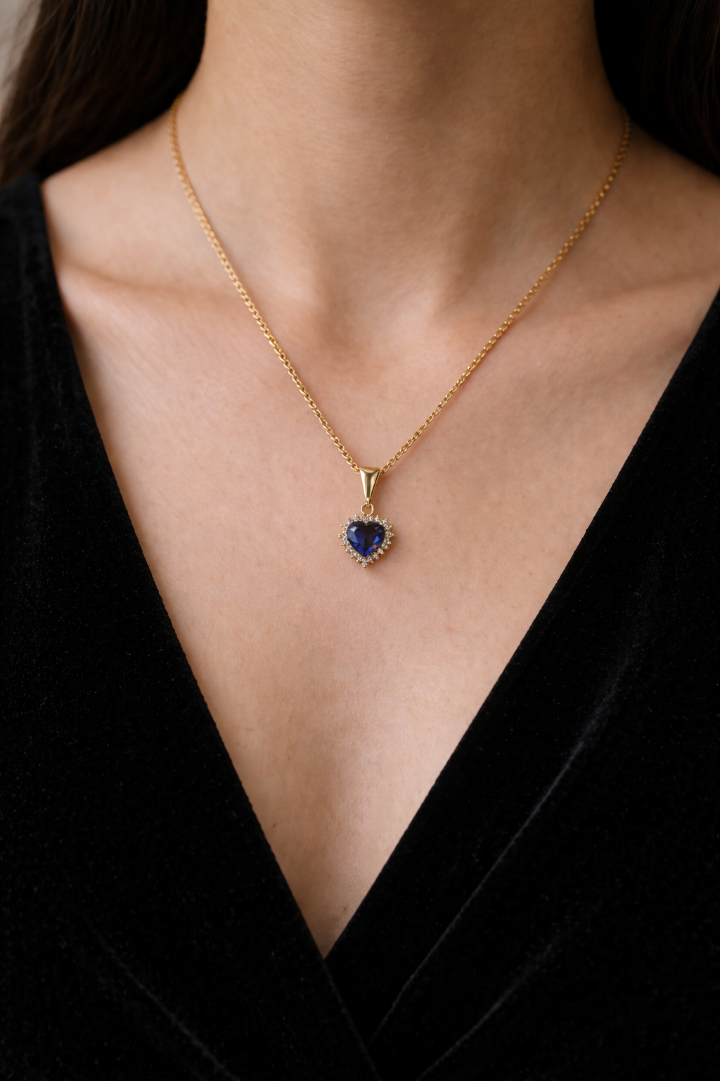 Blue Sapphire Heart Pendant Cluster 9ct Yellow Gold 18" 46cm Length Chain