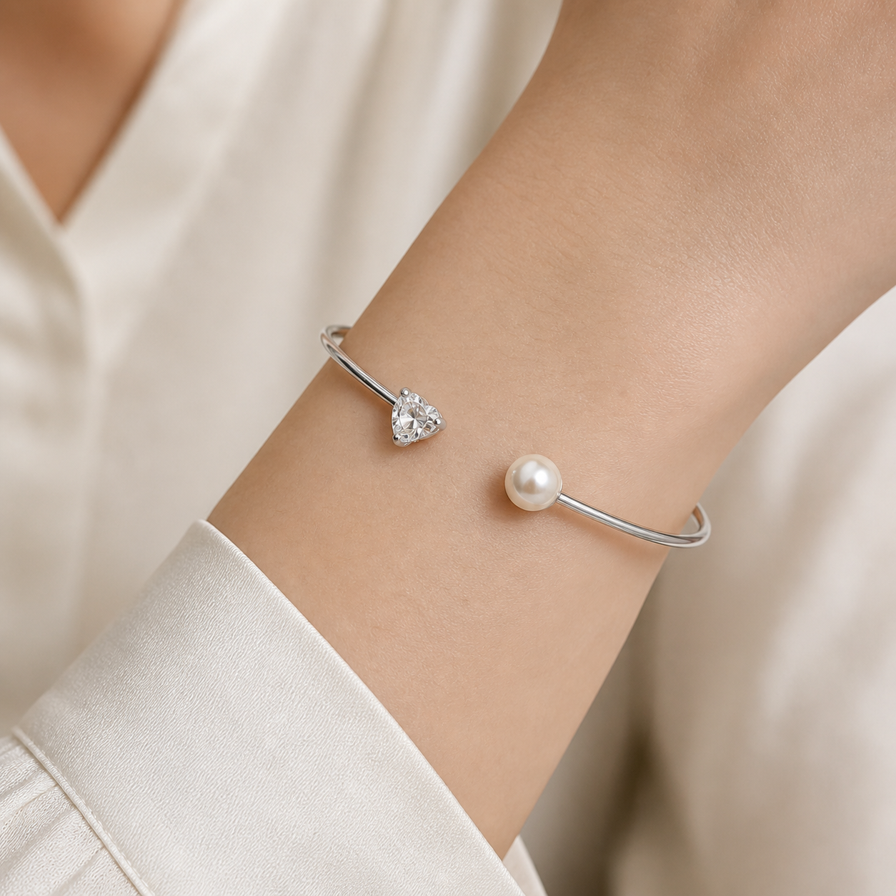 Ladies Sterling Silver Pearl Torque Bangle 925 Hallmark Bracelet Cuff