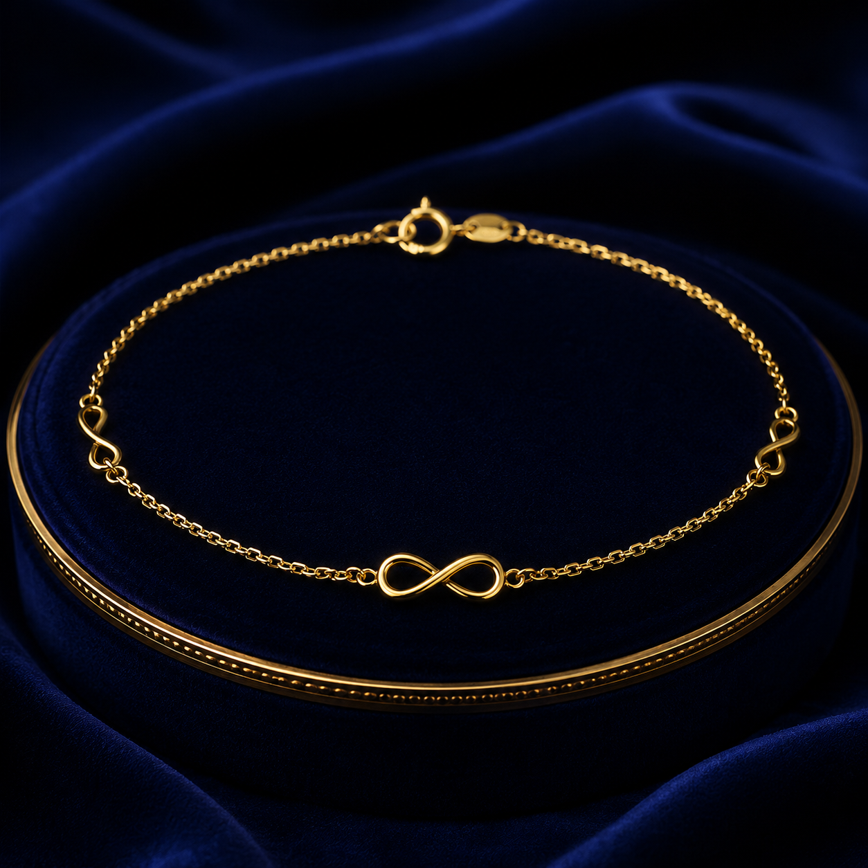 Ladies Infinity Charm Bracelet 9ct Yellow Gold 375 Hallmark 19cm length