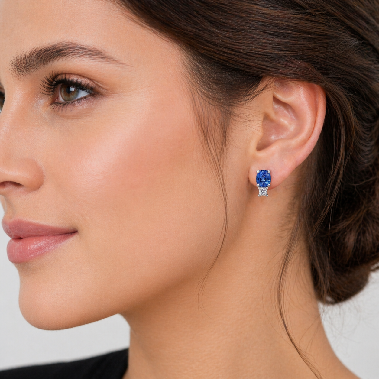 Natural Sapphire and Diamond Stud Earrings 18ct White Gold Studs Hallmarked