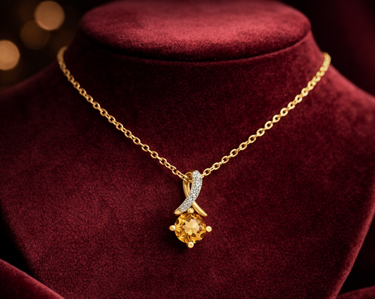 Citrine Pendant With Diamond Kiss Solid Yellow Gold 18" 46cm Length Chain