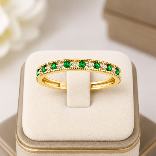 9ct Yellow Gold Emerald Eternity Anniversary Ring Millgrain Heart Edge Hallmark