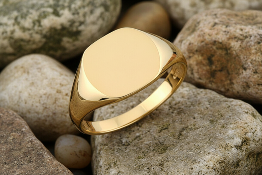 9ct Yellow Gold Gents Square Cushion Signet Ring Fully Hallmarked