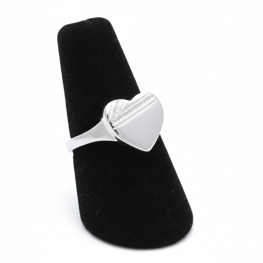 Patterned Heart Signet Ring Solid Sterling Silver 925 Hallmark Size K - S