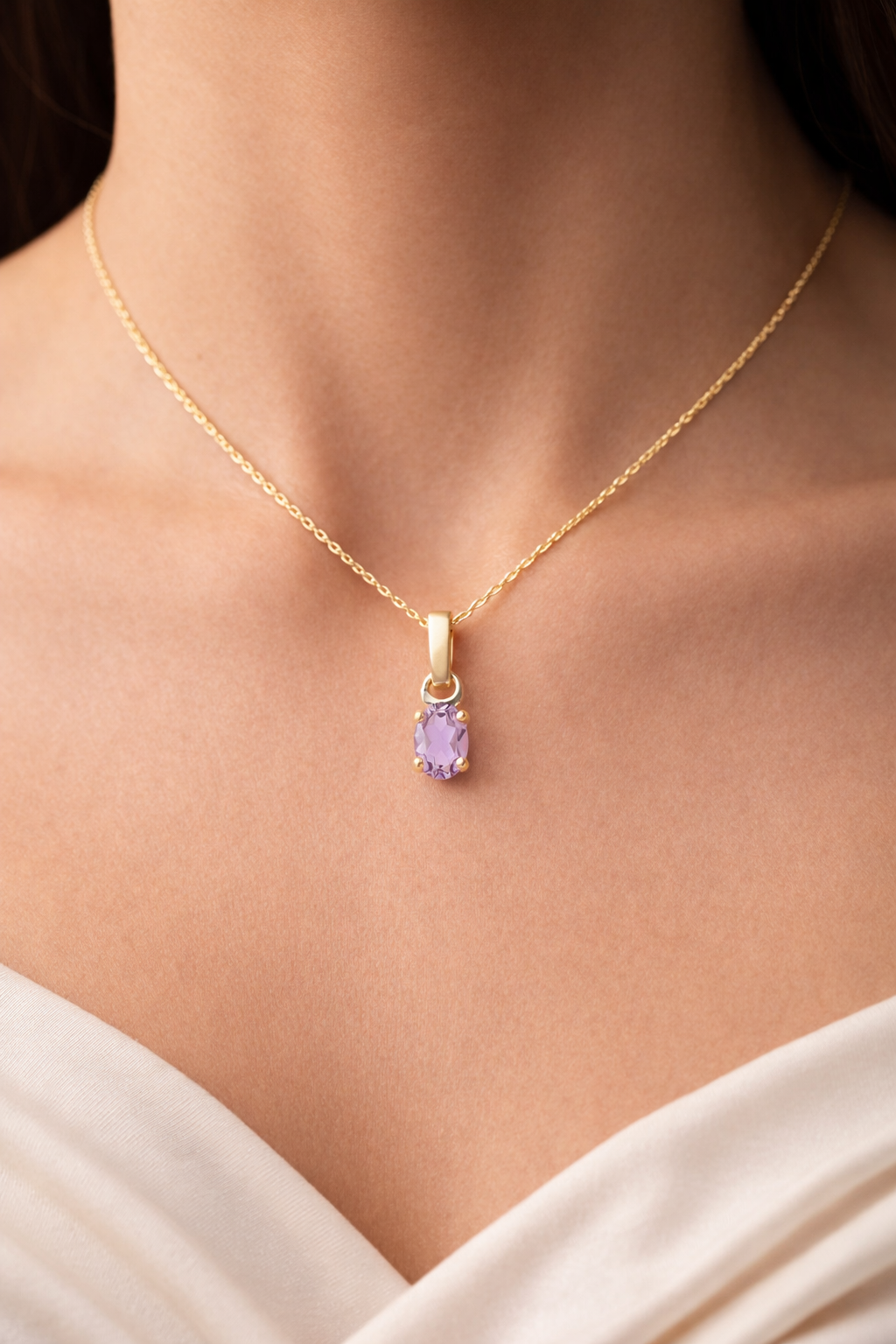 Natural Amethyst Oval Solitaire Pendant Solid Yellow Gold 18" 46cm Length Chain