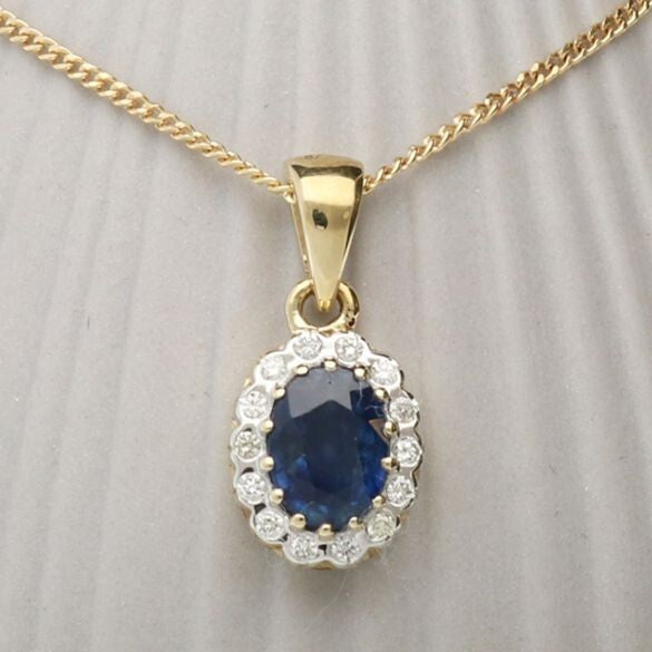 Elegant Oval Blue Sapphire & Diamond Halo Pendant Yellow Gold 18" Chain