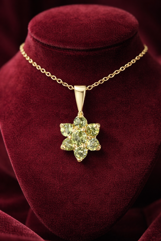Natural Peridot Flower Pendant Solid Yellow Gold 18" 46cm Length Chain