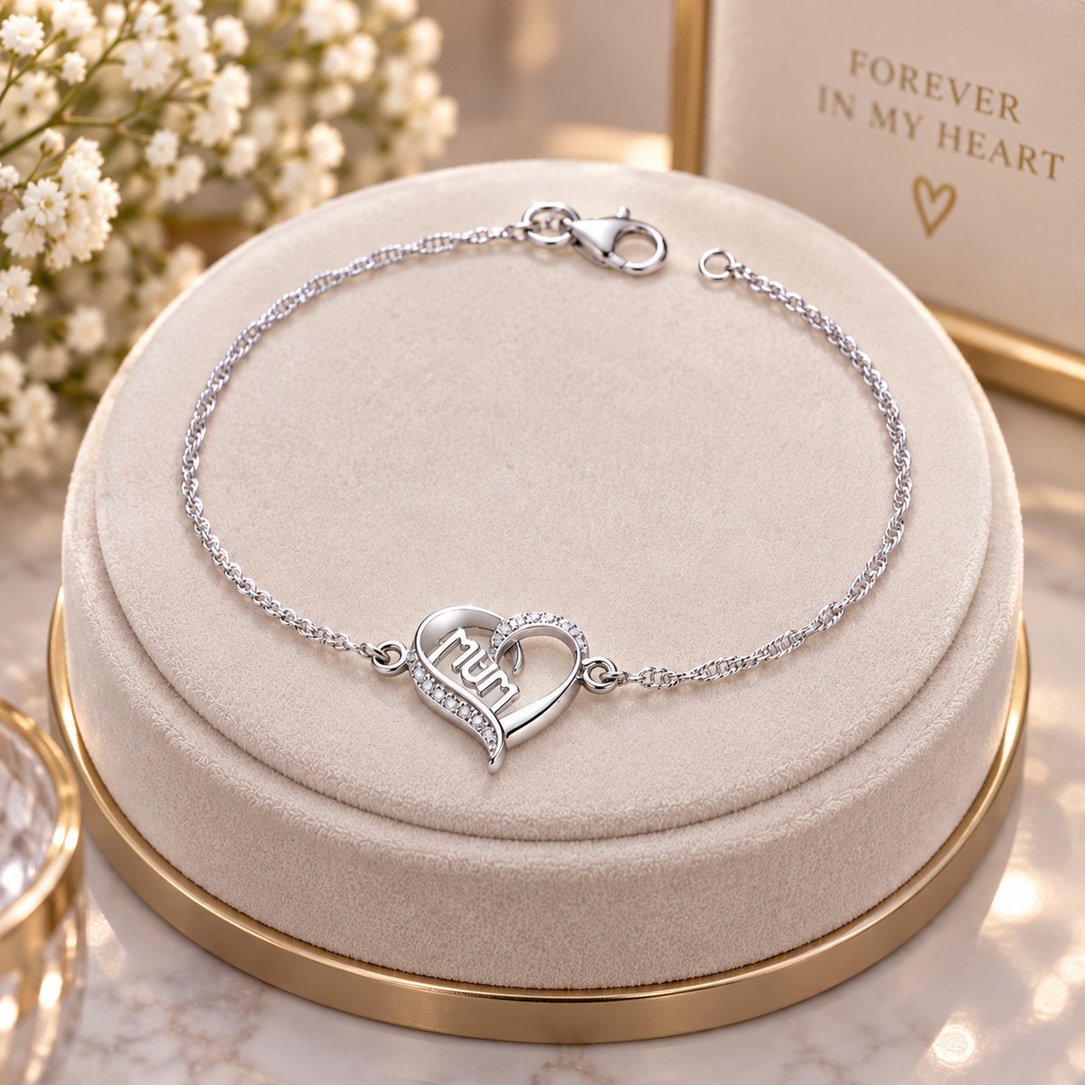 Sterling Silver “Mum” Heart Charm Bracelet – Elegant Mother’s Gift