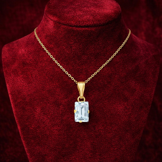 Sky Blue Topaz Solitaire Pendant Solid Yellow Gold 18" 46cm Length Chain