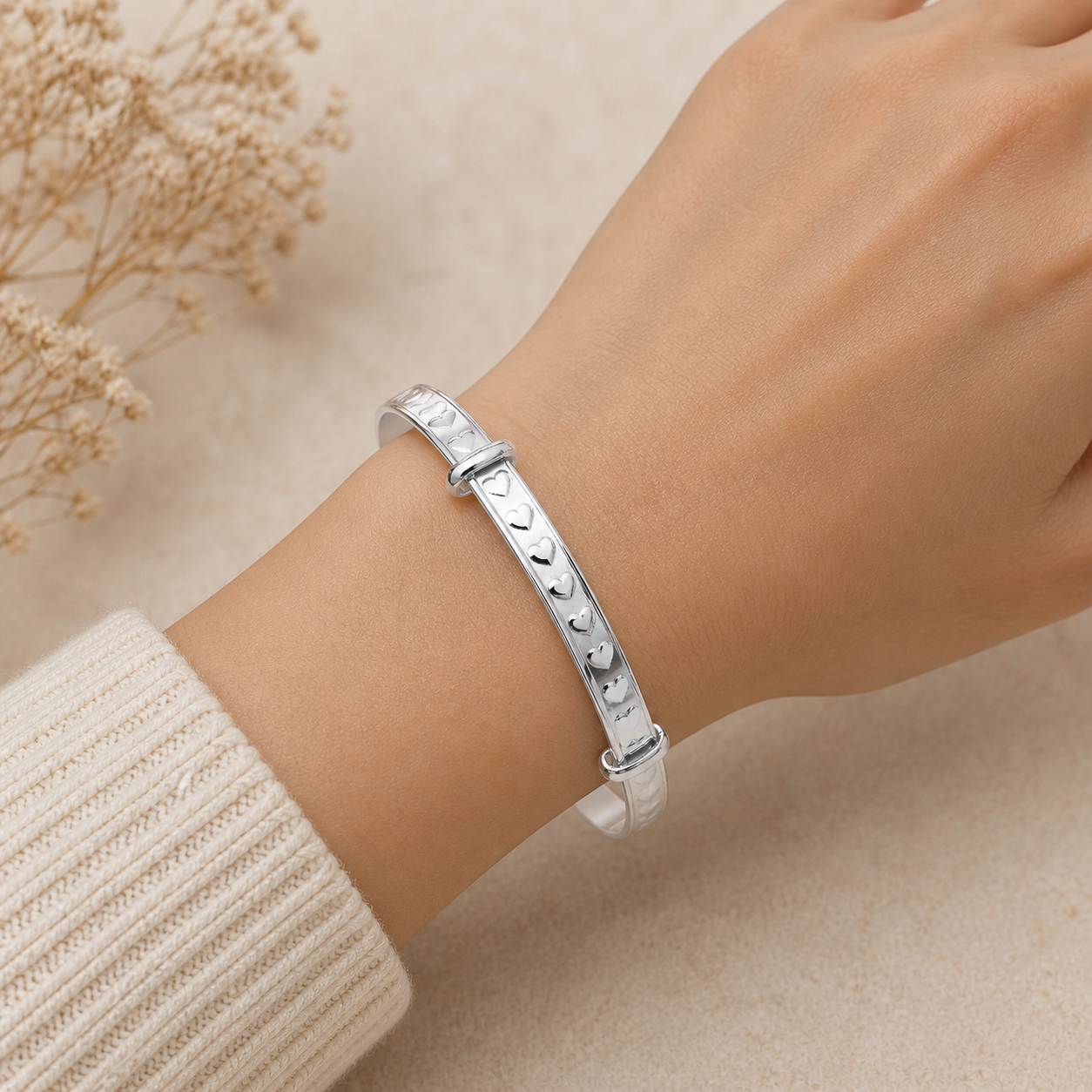 Ladies Heart Expandable Bangle Sterling Silver 925 Hallmarked Bracelet