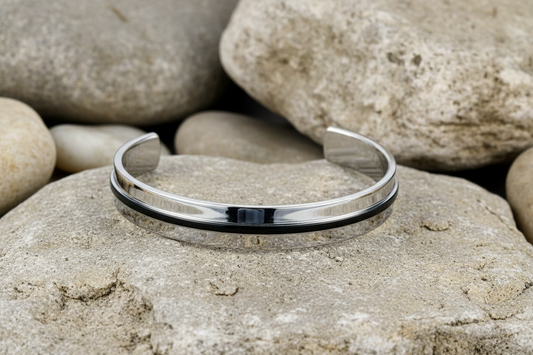 Fred Bennett Black IP Detailed Cuff Bangle B3393