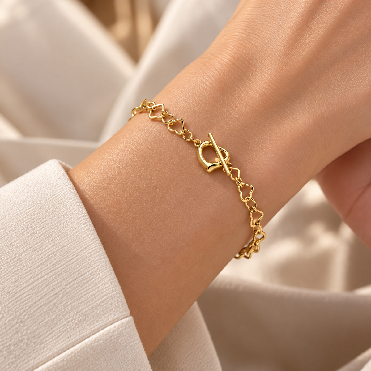 18ct Gold Heart Link Chain Bracelet Toggle Clasp on Sterling Silver 925 Hallmark