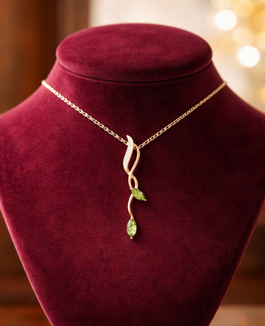 9ct Yellow Gold Peridot Necklace With Diamonds 18" 46cm Length Chain