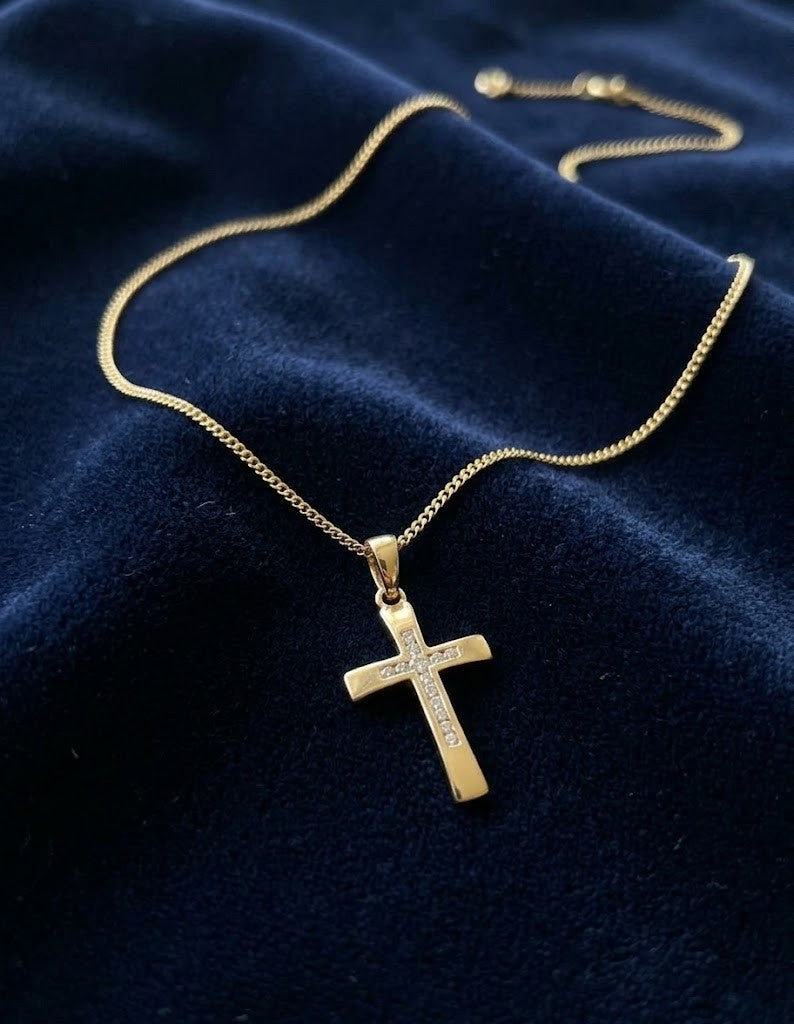 Yellow Gold Diamond Cross Pendant 18" Chain