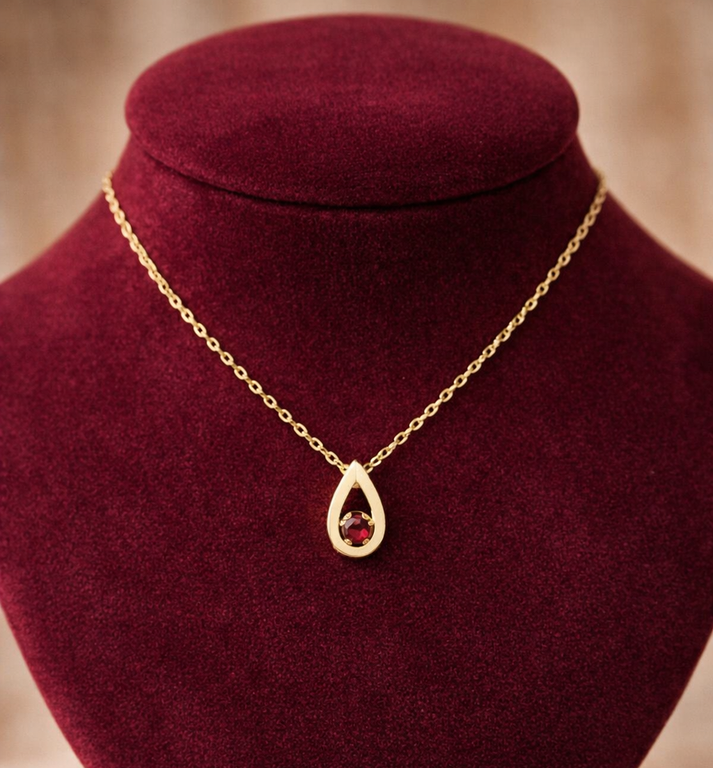 Natural Garnet Teardrop Slider Pendant Solid Yellow Gold 18" 46cm Length Chain