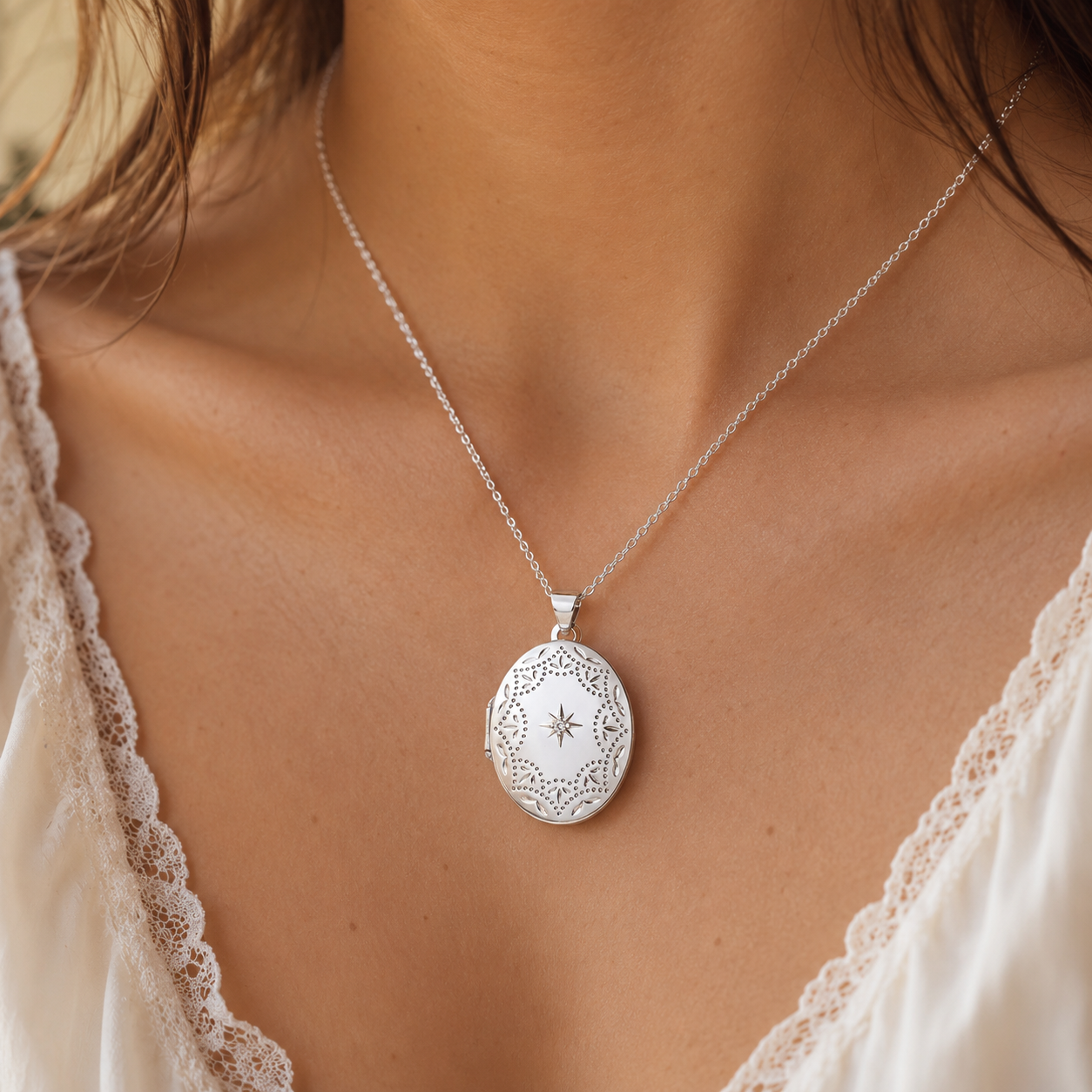 Oval Sterling Silver Locket Pendant Natural Diamond Starburst 18" Chain 925