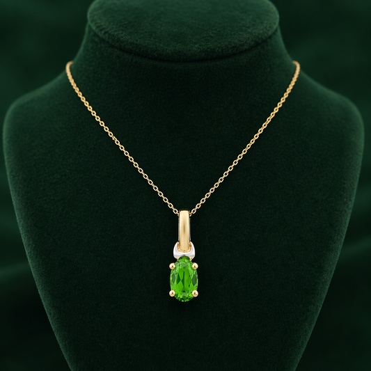 Emerald Oval Solitaire Pendant Solid Yellow Gold 18" 46cm Length Chain