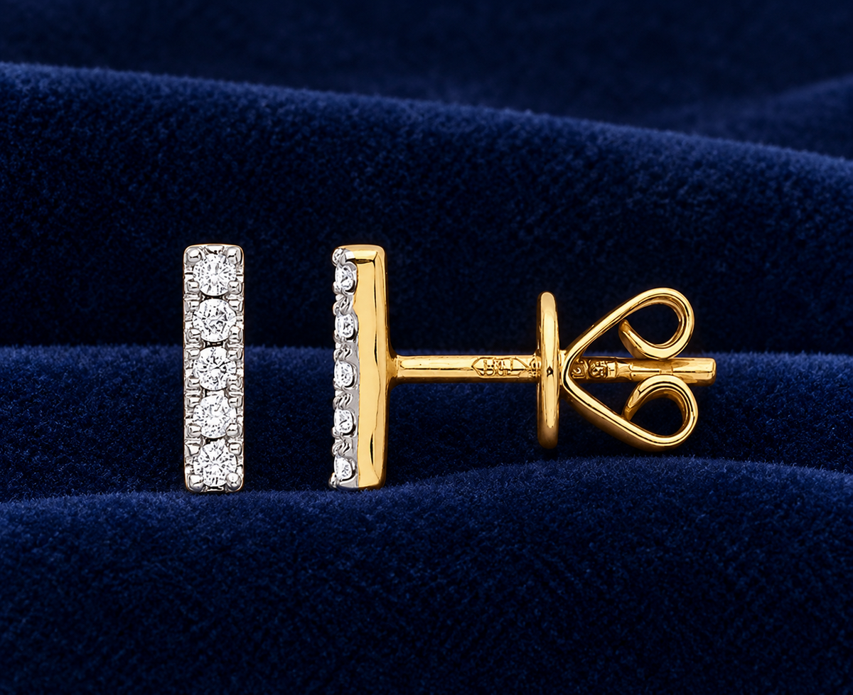 Dimond Bar Stud Earrings 9ct Yellow Gold 7mm Studs 0.07ctw Real Mined Diamonds