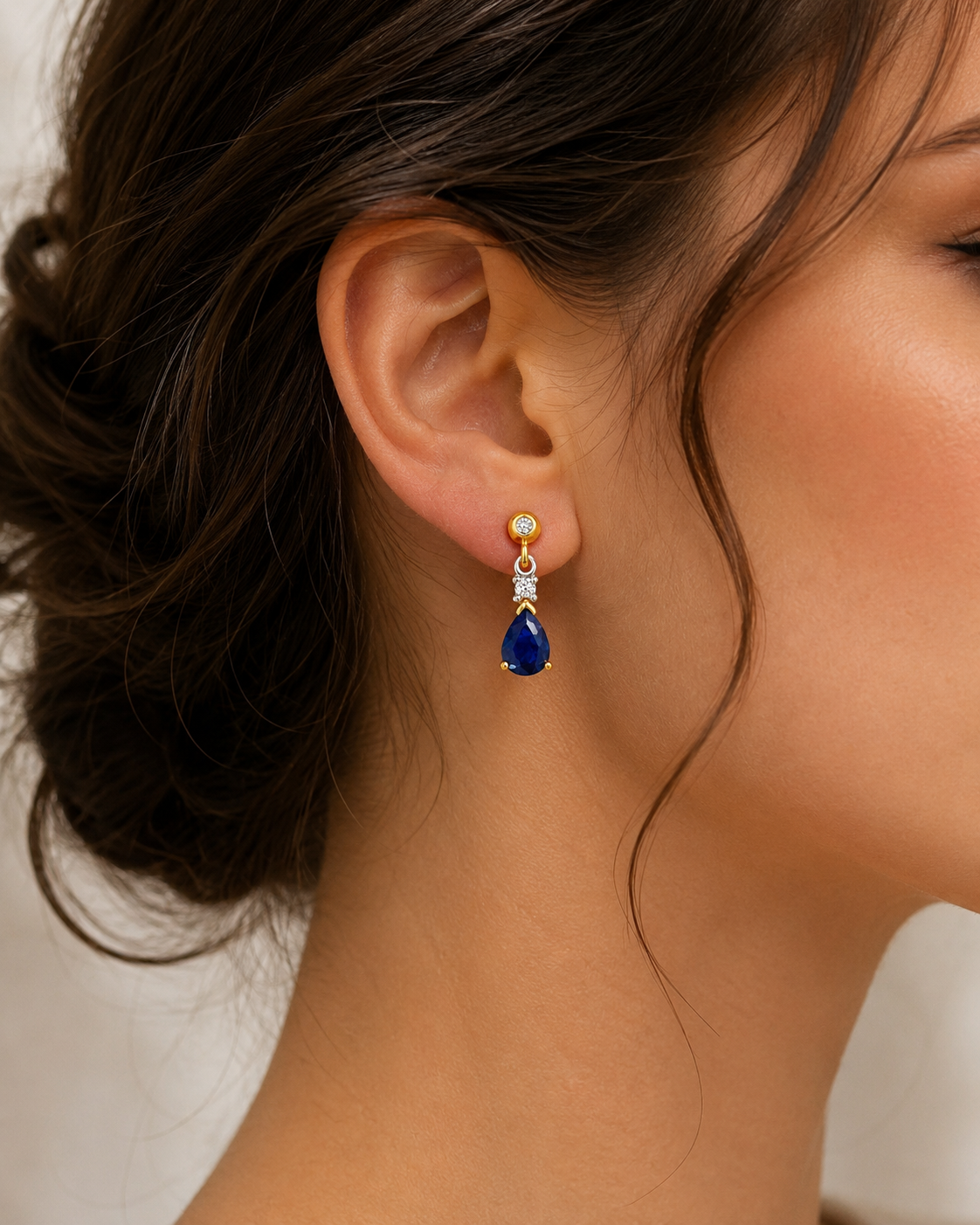 Yellow Gold Sapphire & Diamond Drop Earrings Pear Cut Teardrop Dangle Studs