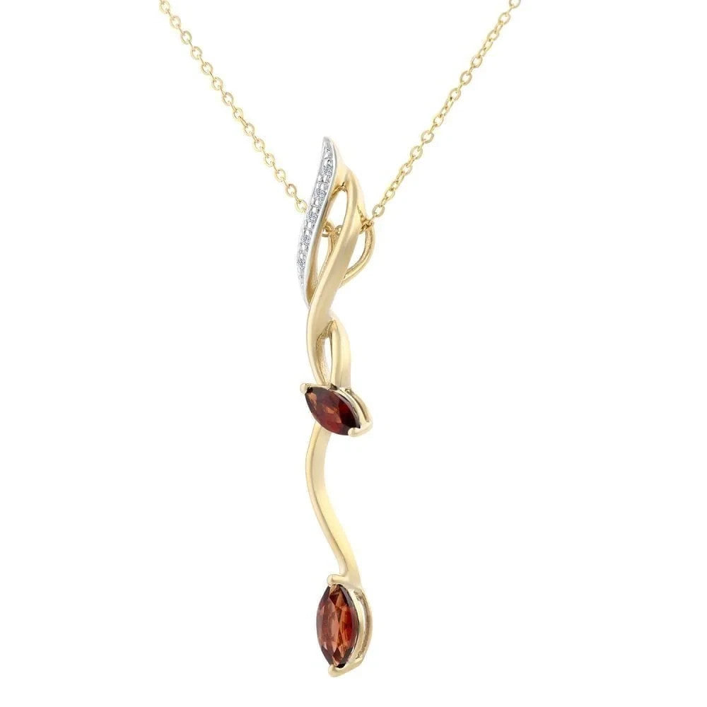 9ct Yellow Gold Garnet Necklace With Diamonds 18" 46cm Length Chain