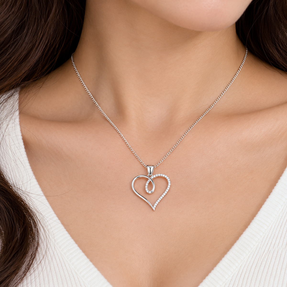 Real Diamond Heart Pendant 9ct White Gold 18"/45cm Chain Hallmarked
