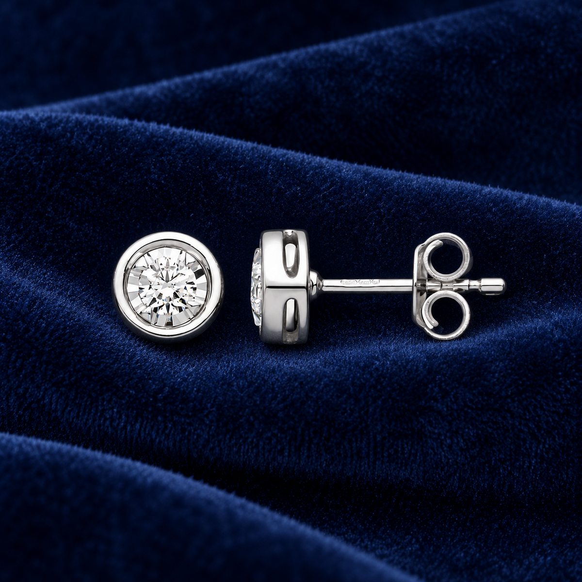 Real Diamond Solitaire Earrings 9ct White Gold 6.4mm Diameter 0.25ctw Diamonds