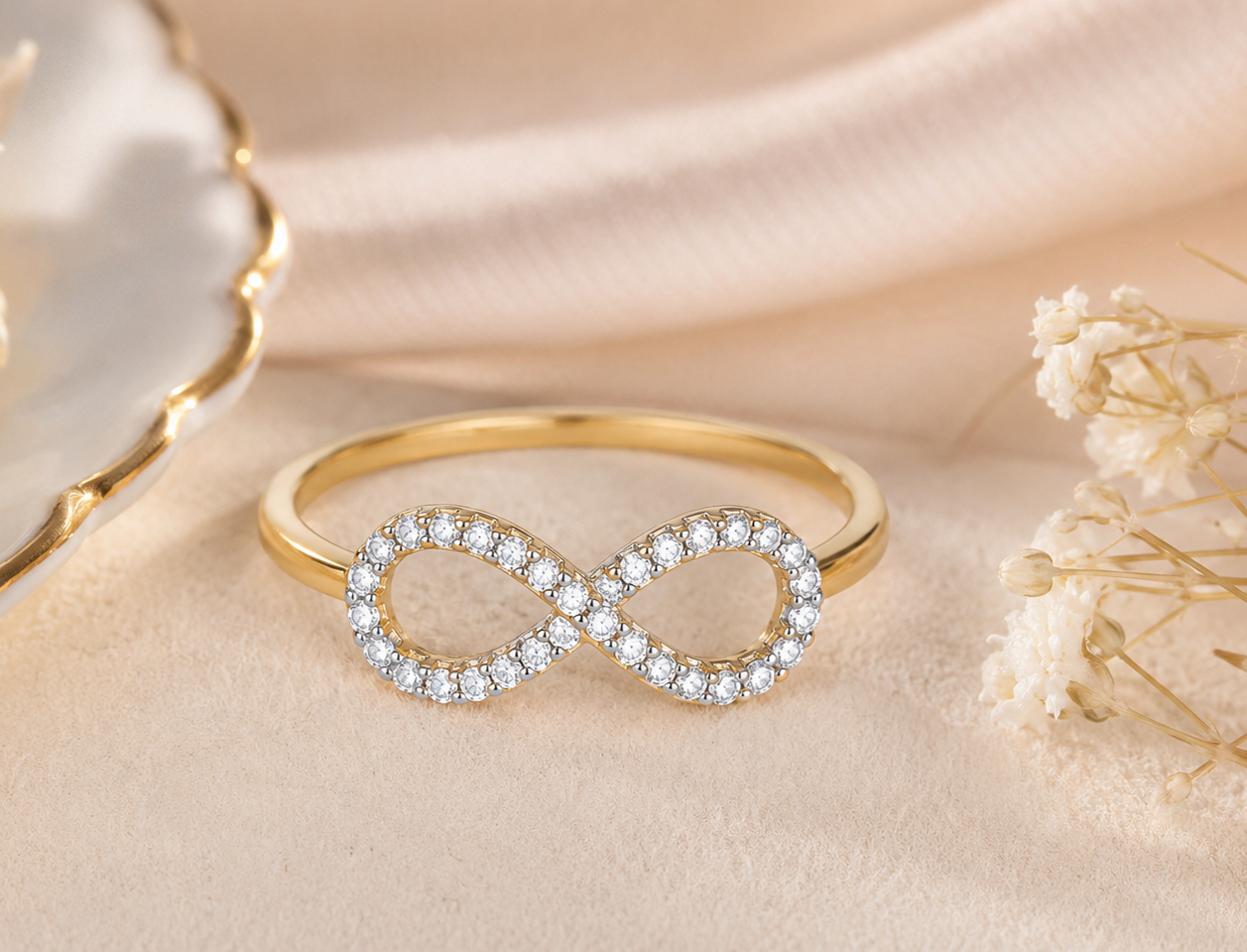 Elegant Infinity Sparkle Ring in 18ct Gold on Solid Sterling Silver