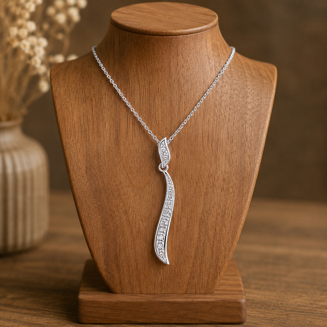 Natural Diamond Pendant 9ct White Gold 18" Chain Hallmark British Made